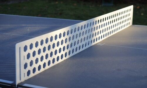 gros plan sur une table de ping-pong